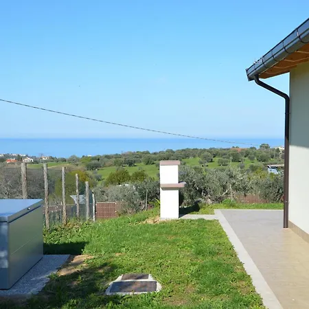 Sea View Villa, 4-6 Guests Feriehus
