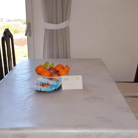 Sea View Villa, 4-6 Guests Feriehus