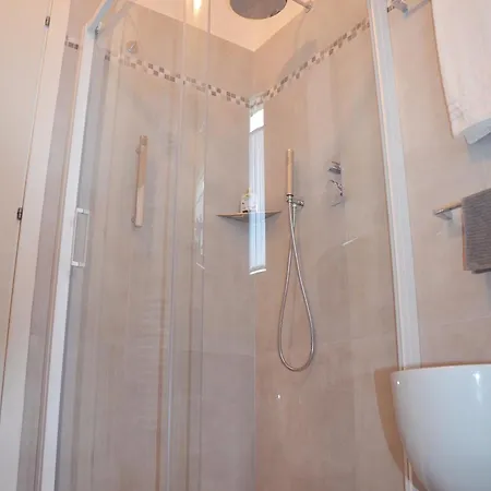 بيت للعطل Sea View Villa, 4-6 Guests *